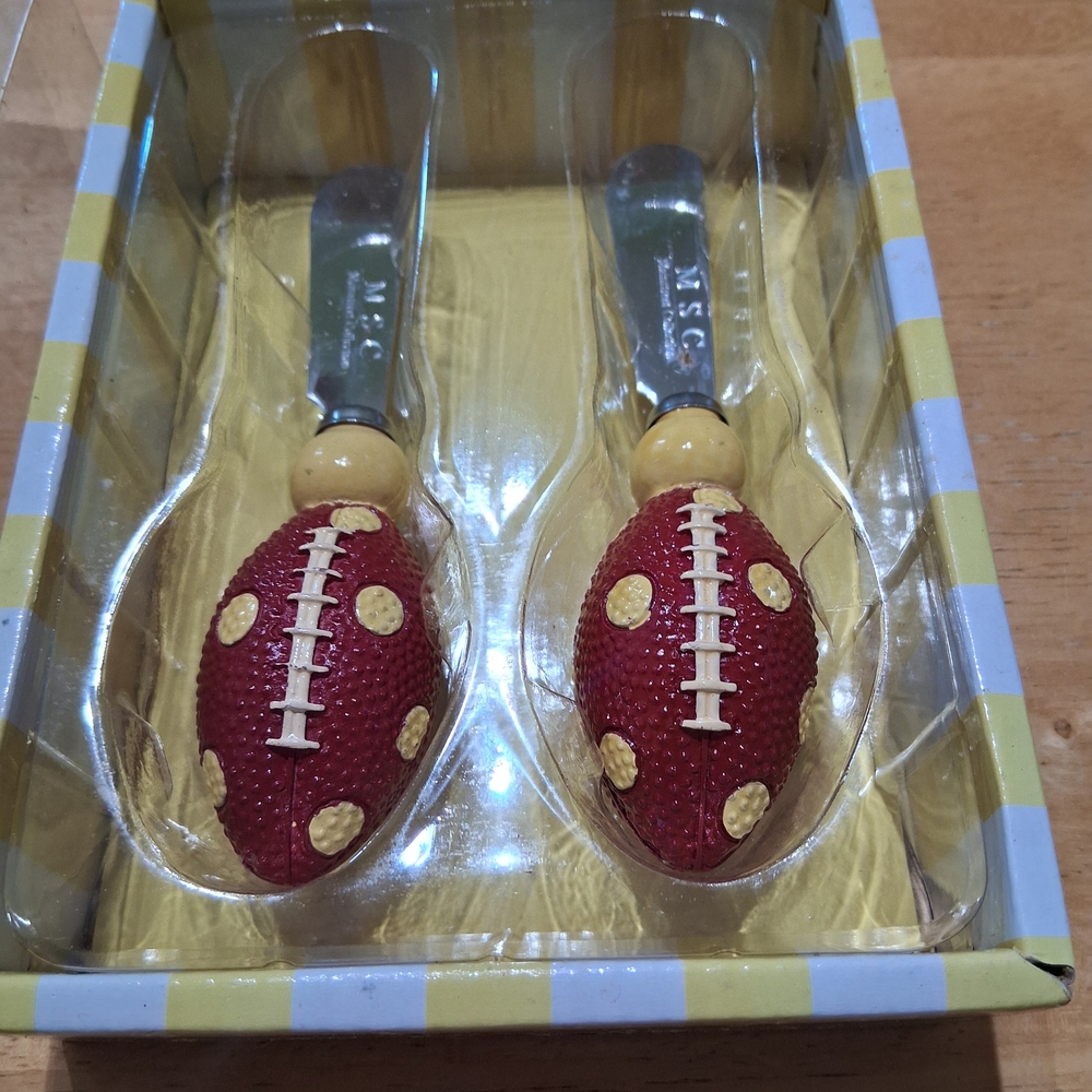 Mainstreet Collection Football Themed Cheese Spreader Set Garnet Gold